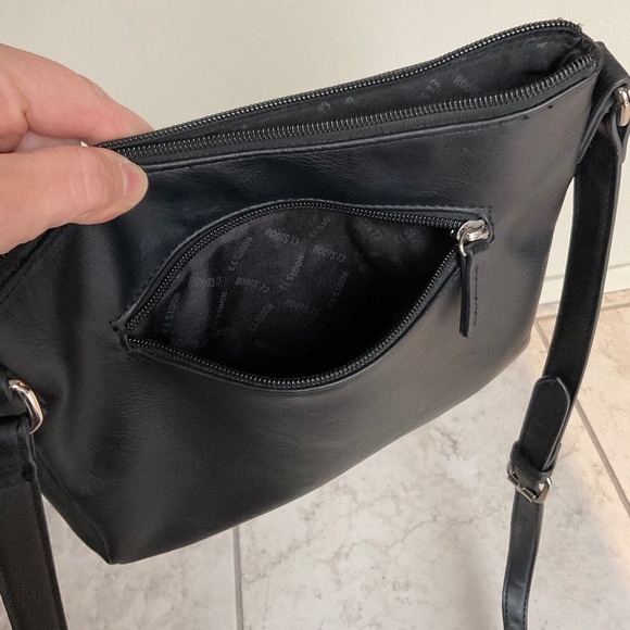 Roots 73 - Vegan Leather Crossbody Black Colour Shoulder Bag NWOT - Picture 12 of 16